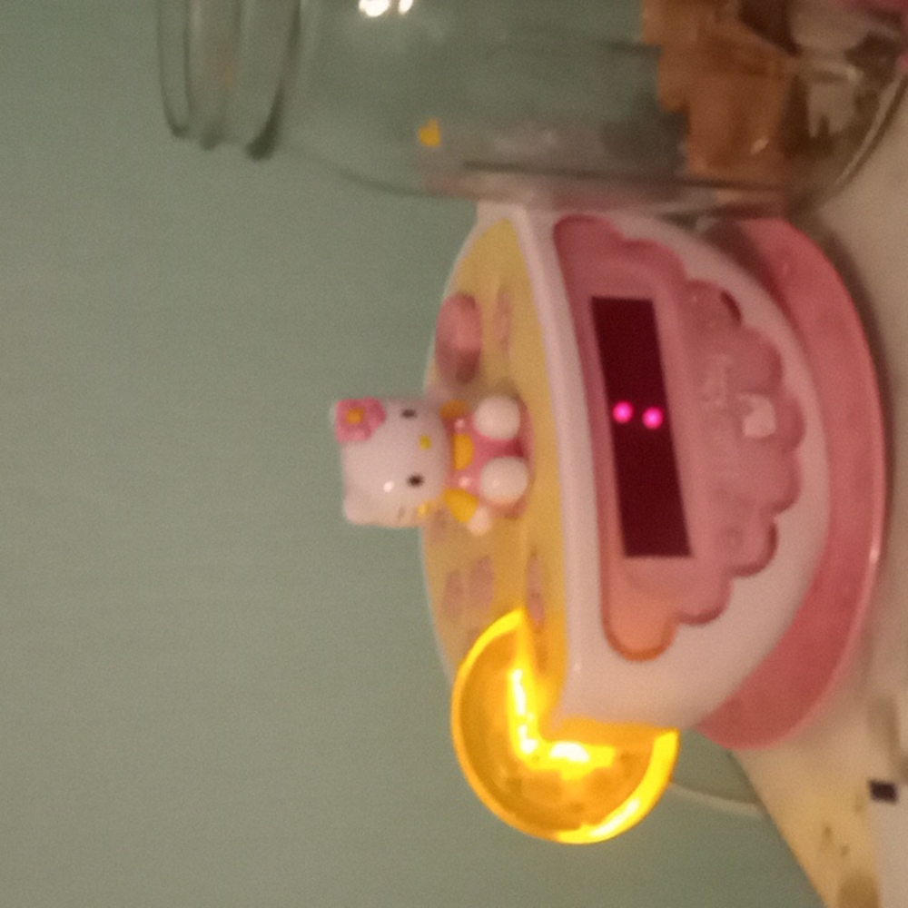 Hello kitty alarm clock